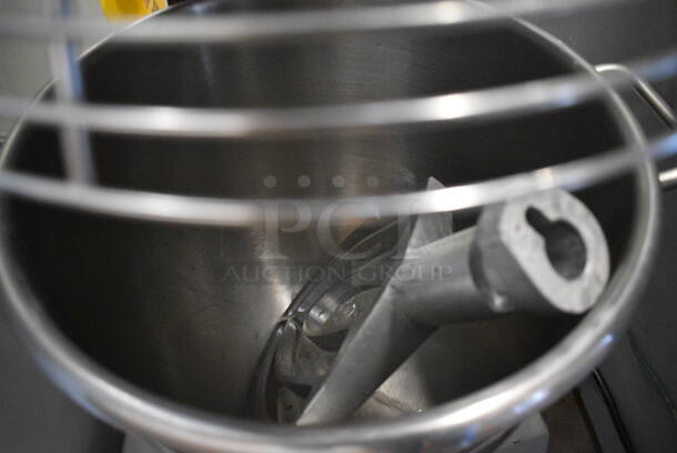 FANTASTIC! 2020 PrepPal Model PPM-30 Metal Commercial Floor Style 30 Quart Planetary Mixer w/ Stainless Steel Bowl, Bowl Guard and Whisk Attachment. 110 Volts, 1 Phase. 22x24x49. Tested and Working! - Image 6 of 7
