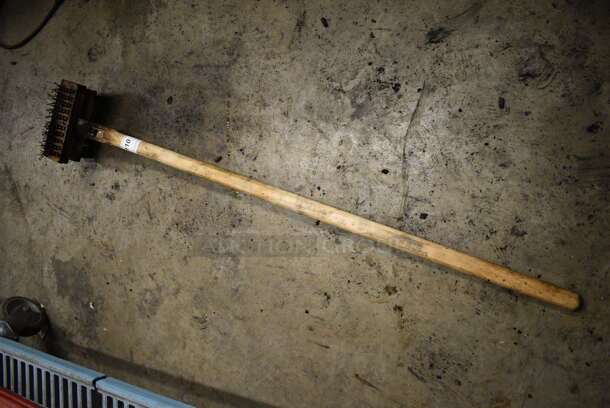 Coarse Cleaning Brush. 48" - Image 2 of 5