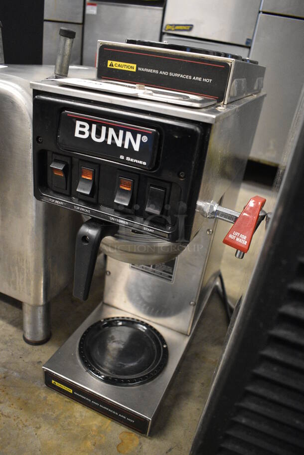 NICE! Bunn Model STF-15 Stainless Steel Commercial Countertop 3 Burner Coffee Machine w/ Hot Water Dispenser and Metal Brew Basket. 120 Volts, 1 Phase. 10x18x21 - Image 3 of 6