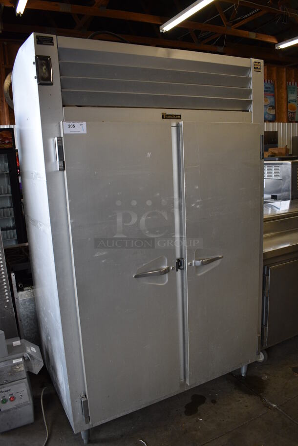 GREAT! Traulsen Model GHT 2-32 NUT Metal Commercial 2 Door Reach In Cooler w/ Metal Racks. 115 Volts, 1 Phase. 52x34x83. Tested and Working! - Image 3 of 7