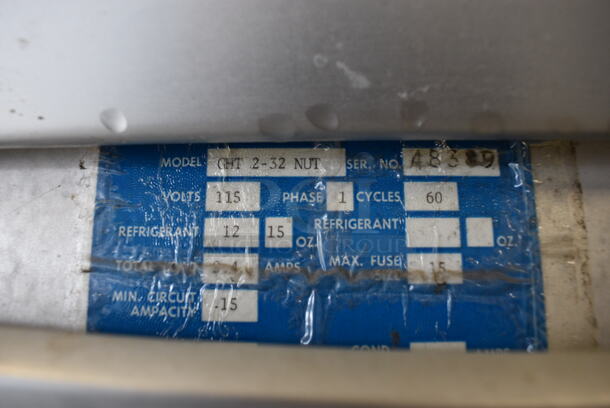 GREAT! Traulsen Model GHT 2-32 NUT Metal Commercial 2 Door Reach In Cooler w/ Metal Racks. 115 Volts, 1 Phase. 52x34x83. Tested and Working! - Image 7 of 7