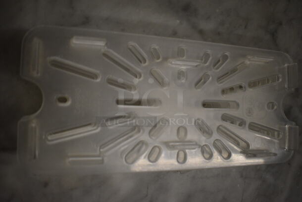 6 Clear Poly 1/3 Size Drop In Bin Straining Inserts. 6 Times Your Bid! - Image 2 of 3