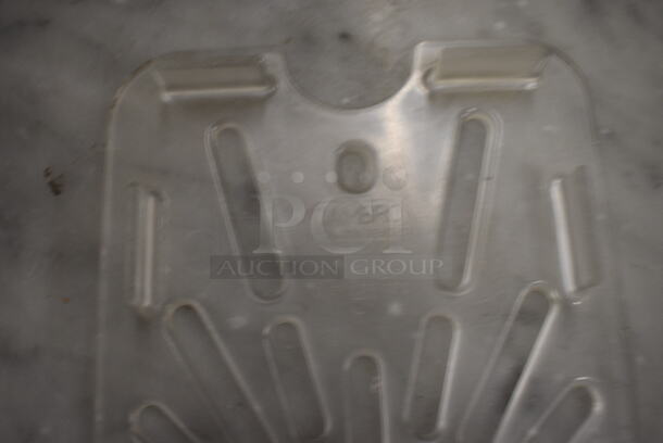 6 Clear Poly 1/3 Size Drop In Bin Straining Inserts. 6 Times Your Bid! - Image 3 of 3