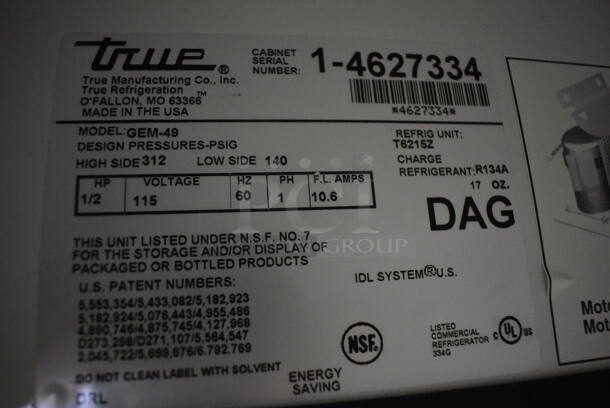 GREAT! True Model GEM-49 Metal Commercial 2 Door Reach In Cooler Merchandiser w/ Poly Coated Racks. 115 Volts, 1 Phase. 54x31x79. Tested and Working! - Image 4 of 6