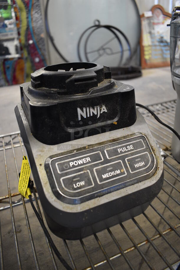 Ninja Countertop Blender Base. 6.5x8x8. Tested and Does Not Power On - Image 3 of 3