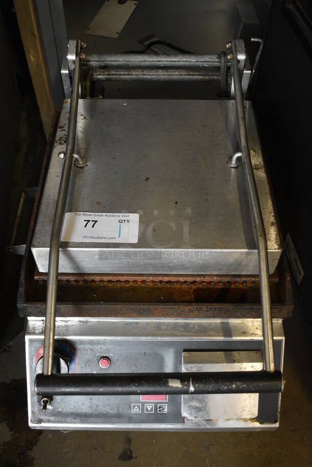 NICE! Star Pro Max Stainless Steel Commercial Countertop Electric Powered Panini Press. 17x25x18. Tested and Working!