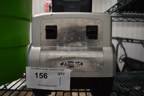 Omega Model BL430 Metal Commercial Countertop Blender w/ Pitcher. 120 Volts, 1 Phase. 8x9x20. Tested and Working! - Image 4 of 5