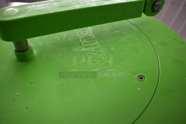 Winco Green Poly Lettuce Spinner Salad Spinner. 18x18x22 - Image 5 of 5