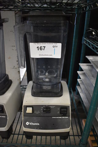 Vita-Mix Model VM0100A Metal Commercial Countertop Blender w/ Pitcher. 120 Volts, 1 Phase. 7.5x8.5x19. Tested and Powers On But Parts Do Not Move