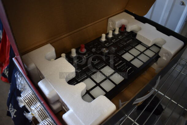 IN ORIGINAL BOX! Pioneer DDJ-SP1 Dj Sub Controller. Does Not Come w/ Power Cord. 12x7x2 - Image 4 of 4