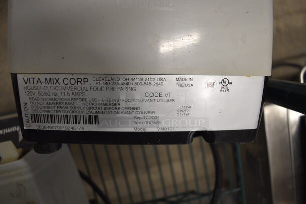 Vita-Mix Model VM0101 Metal Commercial Countertop Blender w/ Pitcher. 120 Volts, 1 Phase. 7.5x8.5x19. Tested and Working! - Image 4 of 6