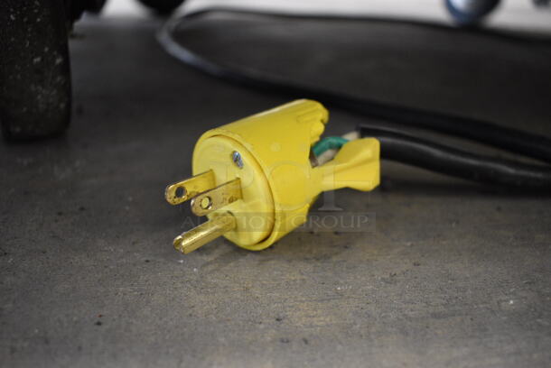 NICE! Epco Metal Commercial Electric Powered Heated Holding Cabinet on Commercial Casters. 30x36x47. Tested and Does Not Power On - Image 6 of 6