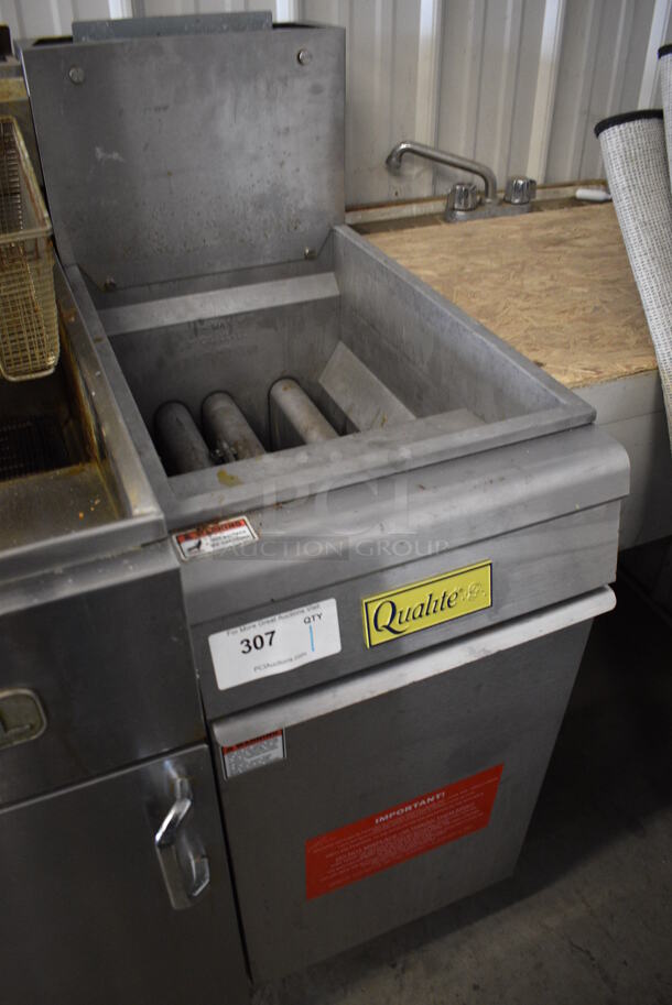 NICE! 2016 Qualite Model QL-9/NG Stainless Steel Commercial Natural Gas Powered Deep Fat Fryer. 90,000 BTU. 15.5x30x46 - Image 3 of 6