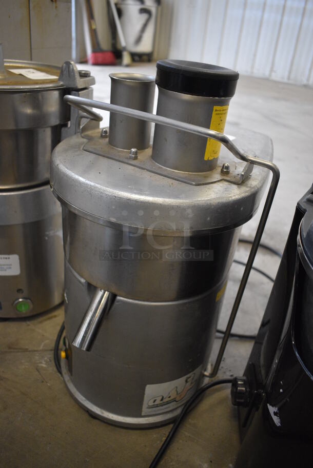 NICE! Ceado Model ES700-CU Metal Commercial Countertop Automatic Specialty ASJ 700 Juicer. 110-120 Volts, 1 Phase. 11x17x20. Tested and Working! - Image 2 of 8