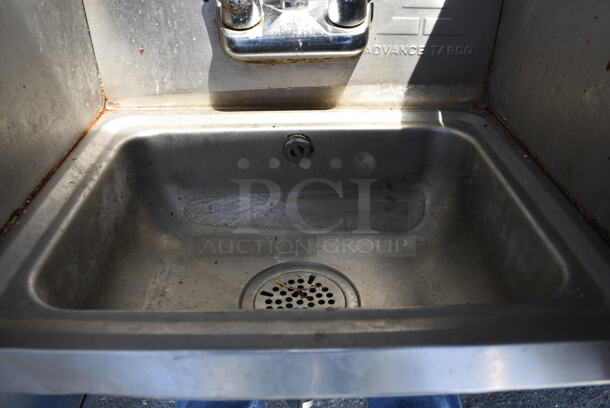 Stainless Steel Commercial Single Bay Wall Mount Sink w/ Side Splash Guards, Faucet and Handles. 17x15.5x20 - Image 4 of 4