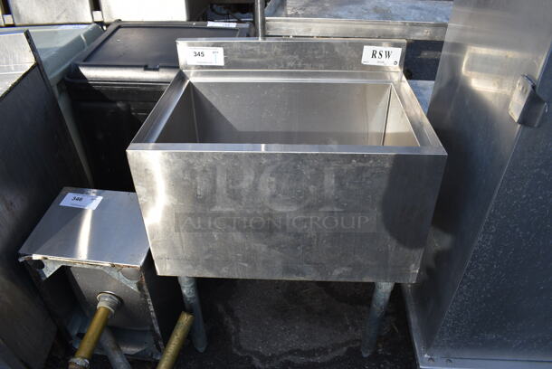Stainless Steel Commercial Ice Bin. 24x18.5x32