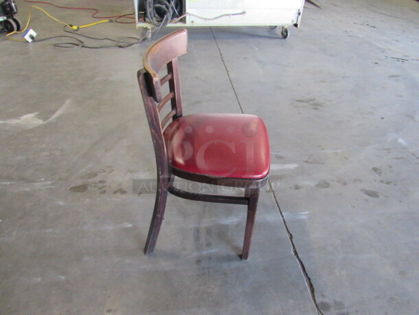 Wooden Chair With Red Cushioned Seat. 4XBID. - Image 2 of 3