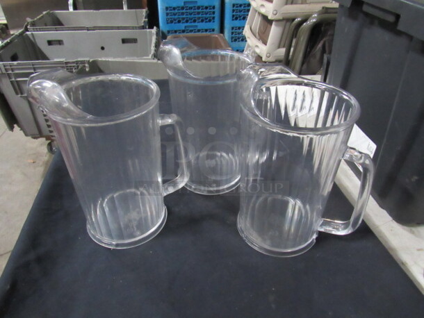 Assorted Poly Pitcher. 3XBID