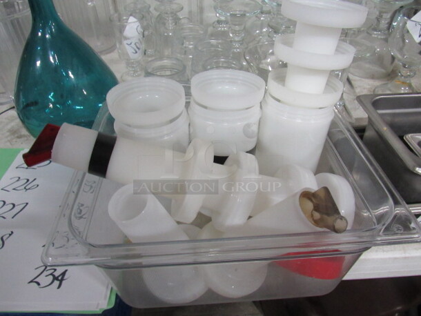 One Lot Of Assorted Store And Pours. - Image 1 of 1