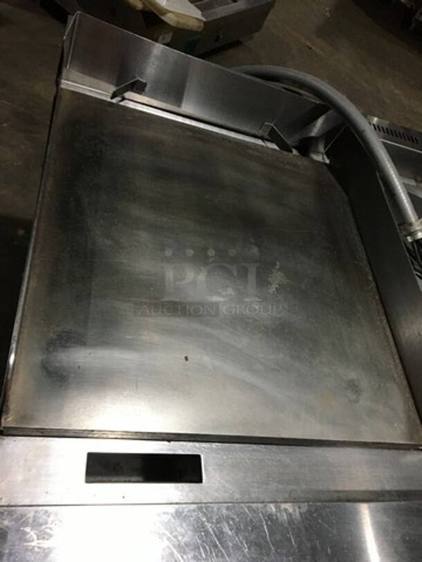 Southbend Commercial Electric Powered Flat Griddle! With 2 Right Side Hot Plates! With Full Size Oven Underneath! All Stainless Steel! On Casters! - Image 5 of 12