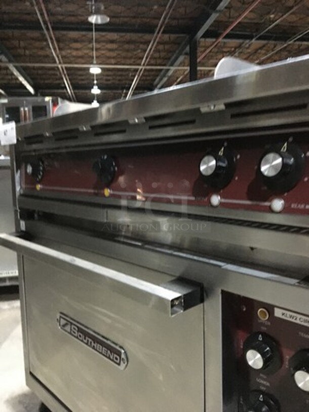Southbend Commercial Electric Powered Flat Griddle! With 2 Right Side Hot Plates! With Full Size Oven Underneath! All Stainless Steel! On Casters! - Image 10 of 12