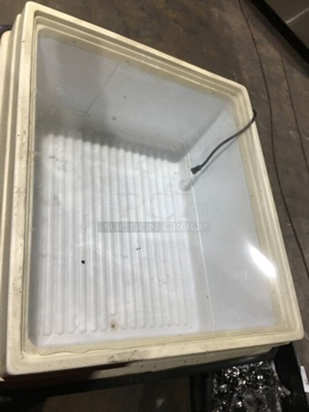 Artic Star Commercial Reach In Freezer Display Case! Model AS4.5 Serial A3013! 115V! Working When Removed! - Image 5 of 8