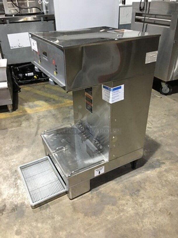 Bunn Commercial Countertop Dual Coffee Brewing Machine! All Stainless Steel! Model DUALSHDBC Serial DUAL191736! 120/208V 1Phase! - Image 2 of 8
