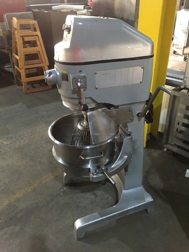 Globe Commercial 30 Quart Planetary Mixer! With Whip, Hook, & Paddle Attachments! With Stainless Steel Bowl! Serial 7314028! - Image 2 of 12