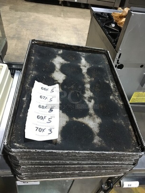Full Size Perforated Sheet Pans! 5 X Your Bid!