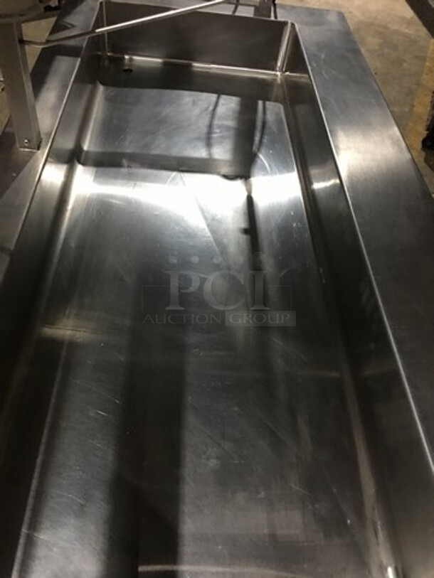 Dunhill Refrigerated Cold Pan/Salad Bar Work/Serving Station! With Underneath Storage Space! With Sneeze Guard! All Stainless Steel! Model C560MOLL Serial 08987! 120V 1 Phase! On Casters! - Image 5 of 10