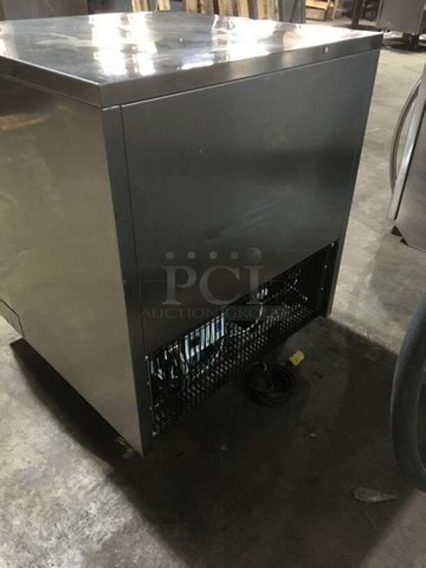 Servolift Eastern Stainless Steel Under The Counter Blast Chiller! Model HCM5120 Serial 110100137! 208V 1Phase! On Legs!
 - Image 3 of 8