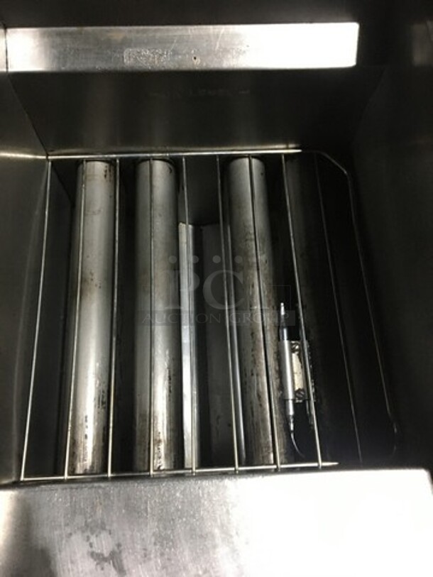 JC Pitman Frialator Commercial Natural Gas Powered Dual Deep Fat Fryer! With 4 Metal Frying Baskets! With Backsplash! All Stainless Steel! Model 142S Serial 8592Y50086SN! On Casters! - Image 6 of 9
