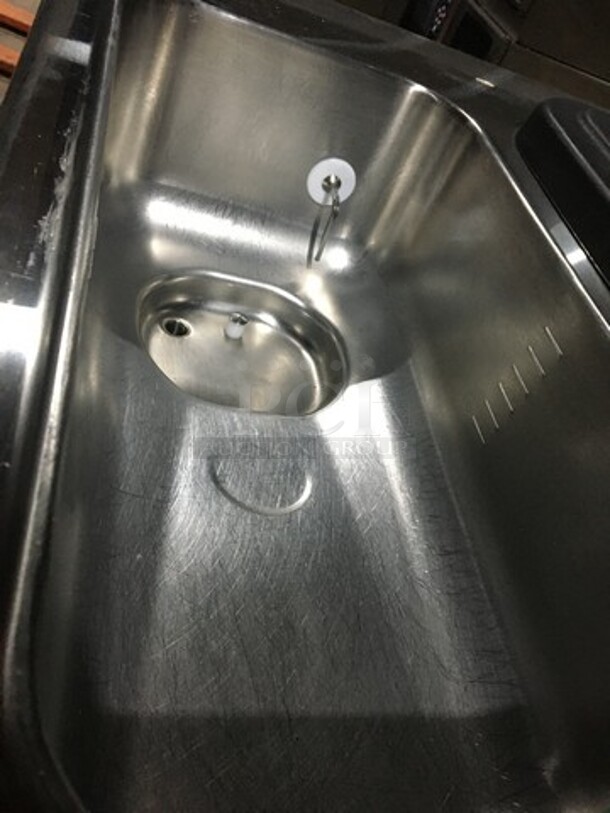 Taylor Commercial Floor Style 2 Flavor Frosty/Coolatta/Slushy Making Machine! With Milkshake Mixing Attachment! All Stainless Steel! Model 342D27 Serial M2085625! 208/230V 1Phase! On Commercial Casters! - Image 5 of 10