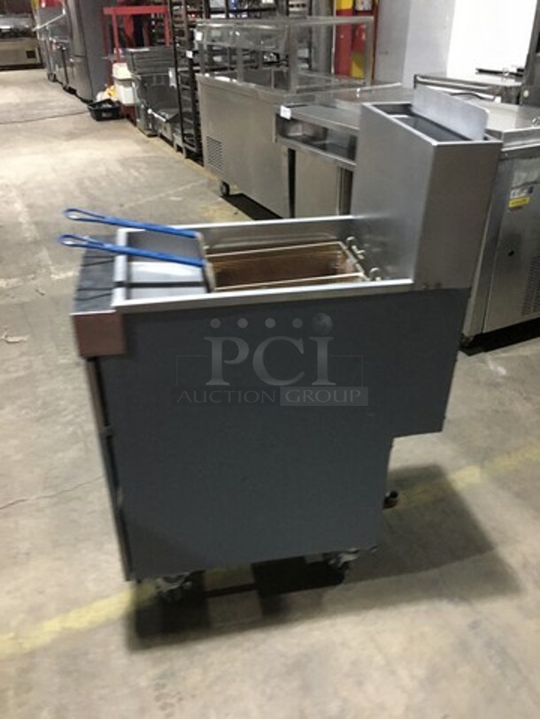 Vulcan Commercial Natural Gas Powered Deep Fat Fryer! With 4 Burners! With Backsplash! With 2 Metal Frying Baskets! All Stainless Steel! On Casters! - Image 3 of 8