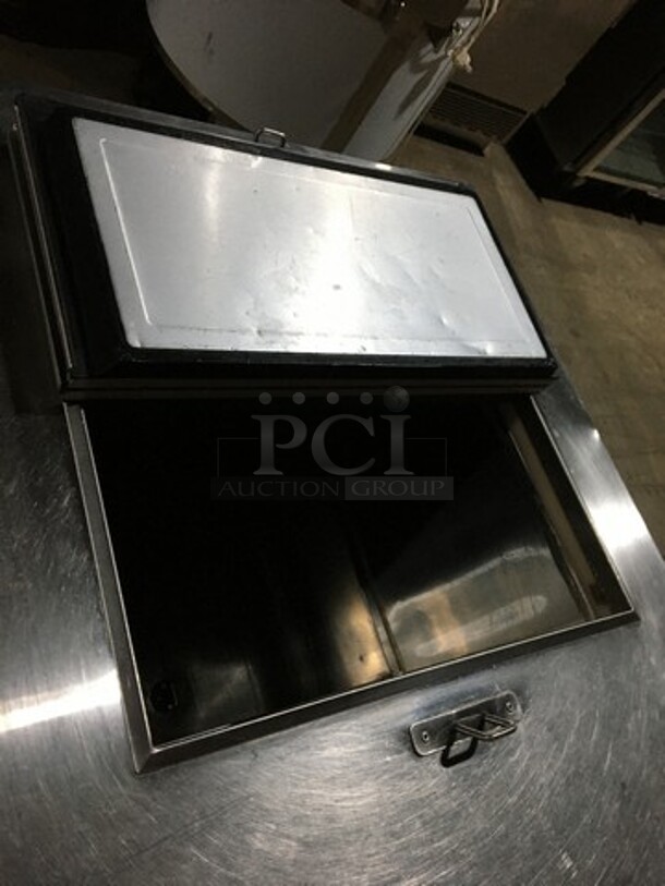 C. Nelson Stainless Steel Commercial Floor Style Flip Top Dipping Cabinet! Model BDC8! 115V! - Image 5 of 9