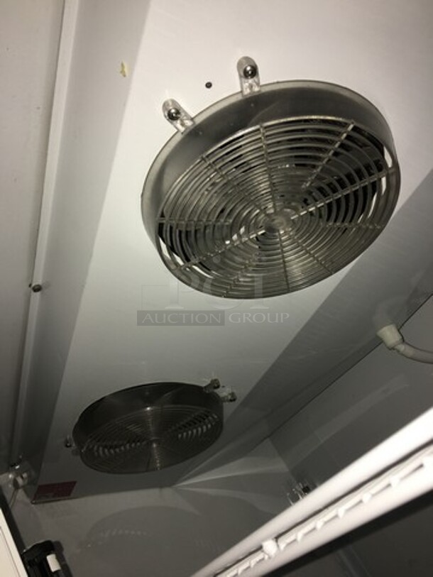 Master Bilt Commercial 2 Door Reach In Freezer Merchandiser! With Poly Coated Racks! Model BLG48HD Serial 120284! 115/208/230V 1Phase! - Image 7 of 9