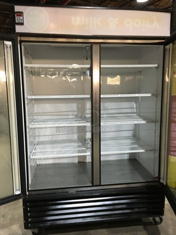 True Commercial 2 Door Reach In Refrigerator Merchandiser! With Poly Coated Racks! Model GDM49 Serial 5385088! 115V 1Phase! - Image 5 of 10