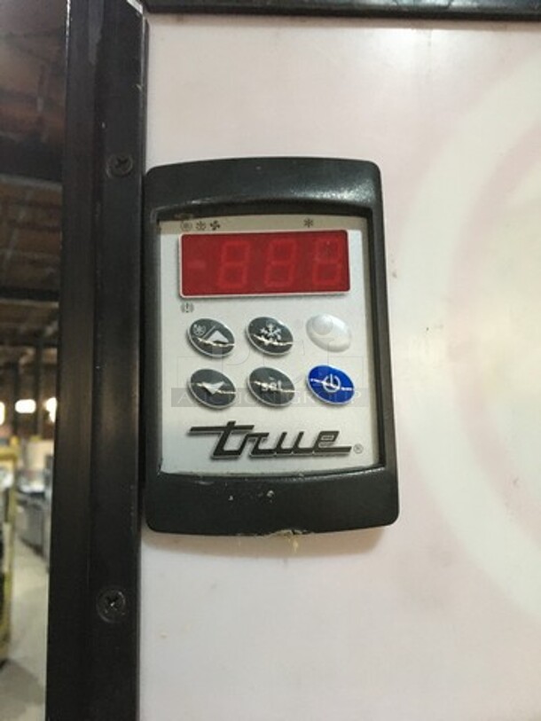 True Commercial 2 Door Reach In Refrigerator Merchandiser! With Poly Coated Racks! Model GDM49 Serial 5385088! 115V 1Phase! - Image 9 of 10