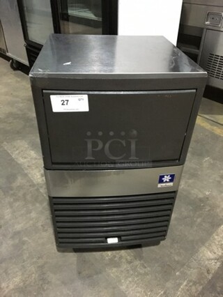 Manitowoc Commercial Under The Counter Ice Making Machine! Model QM30A Serial 310213655! 115V 1Phase! On Legs!
