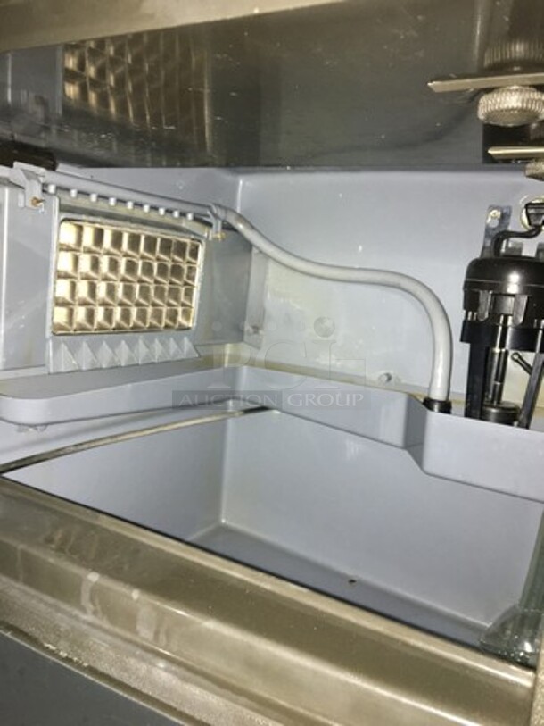 Manitowoc Commercial Under The Counter Ice Making Machine! Model QM30A Serial 310213655! 115V 1Phase! On Legs!
 - Image 6 of 8