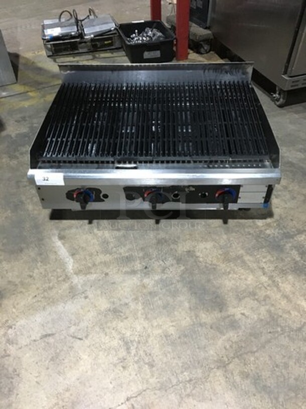 Star Max Commercial Countertop Natural Gas Powered Char Broiler Grill! With Backsplash! All Stainless Steel! On Legs!