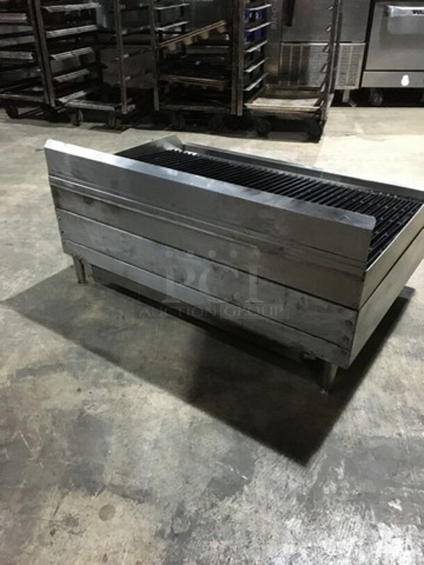 Star Max Commercial Countertop Natural Gas Powered Char Broiler Grill! With Backsplash! All Stainless Steel! On Legs! - Image 4 of 8