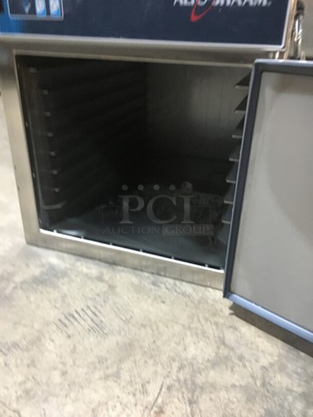 WOW! 2017 LATE MODEL! Alto Shaam Commercial Under The Counter Food Warming Cabinet! All Stainless Steel! Model 300S Serial 2046859000! 120V 1Phase! - Image 5 of 9