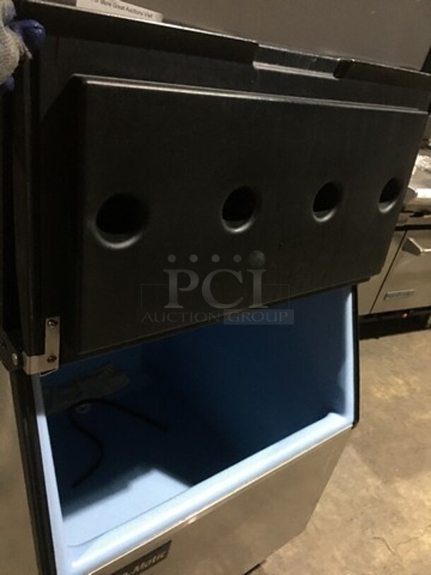 Ice-O-Matic Commercial Air Cooled Ice Making Machine! 1000 LBS Capacity! On Ice Bin! All Stainless Steel! Model ICE1006HA5 Serial 13111280011857! 208/230V 1Phase! On Legs! 2 X Your Bid! Makes One Unit! - Image 6 of 8