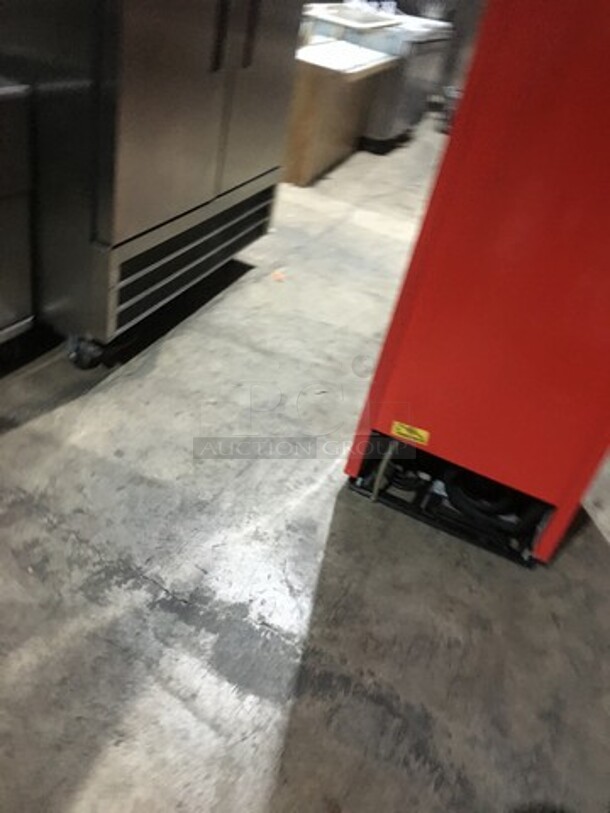 True Single Door Reach In Refrigerator Merchandiser! With Poly Coated Racks! Model GDM15EMRTOLD Serial 7792537! 115V 1Phase!
 - Image 3 of 9