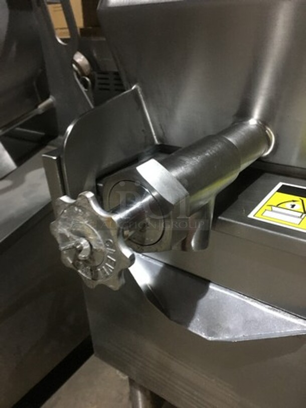 Cleveland Commercial Electric Powered Tilting Braising Pan/Tilt Skillet! All Stainless Steel! On Legs! - Image 7 of 10
