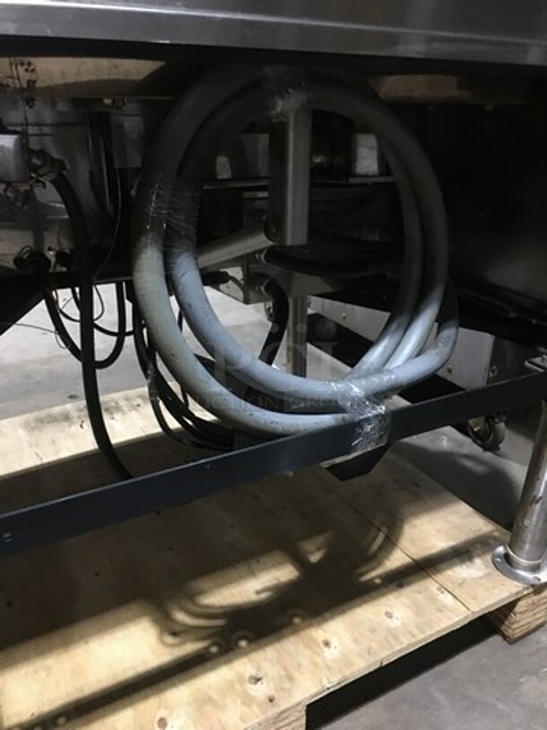 Cleveland Commercial Electric Powered Tilting Braising Pan/Tilt Skillet! All Stainless Steel! On Legs! - Image 10 of 10
