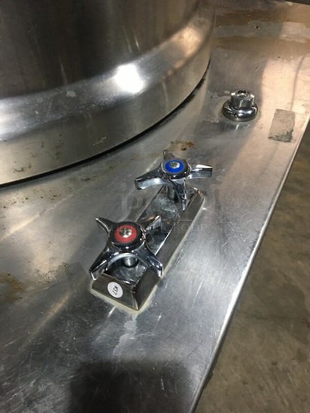 Vulcan Commercial 40 Gallon Tilting Steam Kettle! All Stainless Steel! Model VDMT40 Serial AP102391010U7027! On Legs! - Image 6 of 10