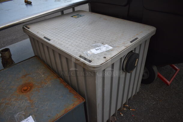 Plumbing and Drainage Metal Commercial Grease Trap. 24x31x24 - Image 2 of 3
