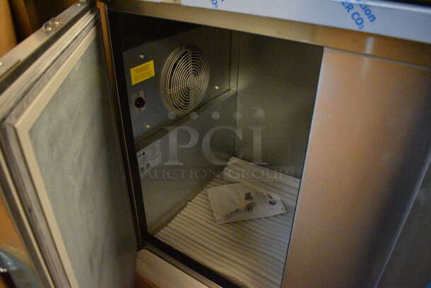 BRAND NEW! Fagor Model FBB-95-S-SLP-GR Stainless Steel Commercial 3 Door Undercounter Cooler. 115 Volts, 1 Phase. 96x29x37.5. Tested and Working! - Image 4 of 8